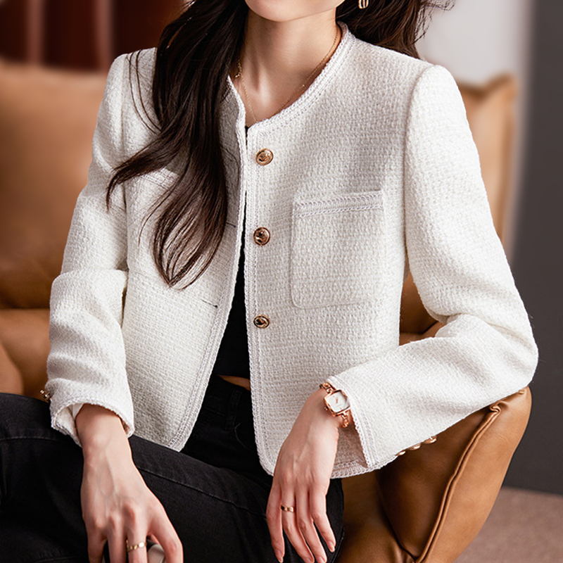 Caitlin | Women's Chic Short Coat | Elegant, Warm, and Versatile Craftsmanship