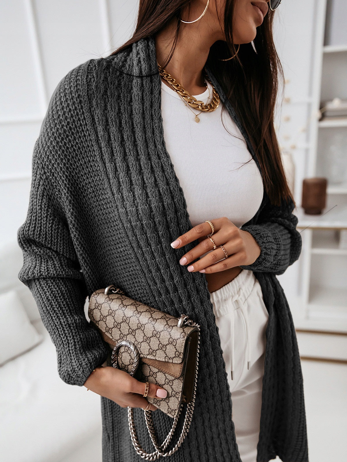 Shanaya - Stylish ribbed knitted  long cardigan