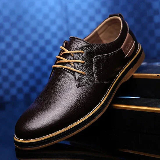 Oisin | Elegant Men's Footwear Blending Style and Comfort | Handcrafted, Timeless, Versatile