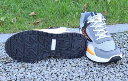 Versatile Lightweight Men's Sports Sneakers