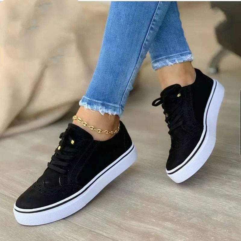 Ciara | Chic Black Orthopaedic Sneakers for Ultimate Comfort and Style | Durable, Trendy, Versatile