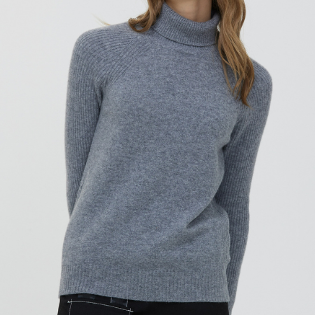 Niamh | Luxurious Women's Turtleneck Jumper | Sumptuous, Stylish, Essential Knitwear