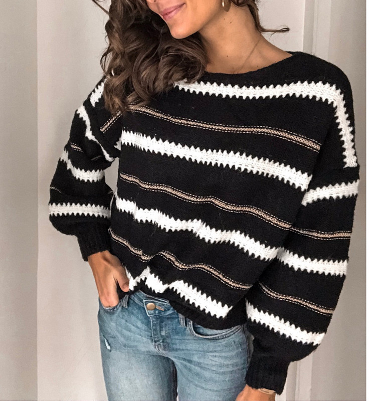 Dania - Chic loose striped knitted sweater
