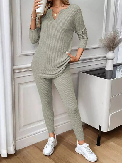 Junia - Chic ribbed knit long sleeve sweatshirt and pants set