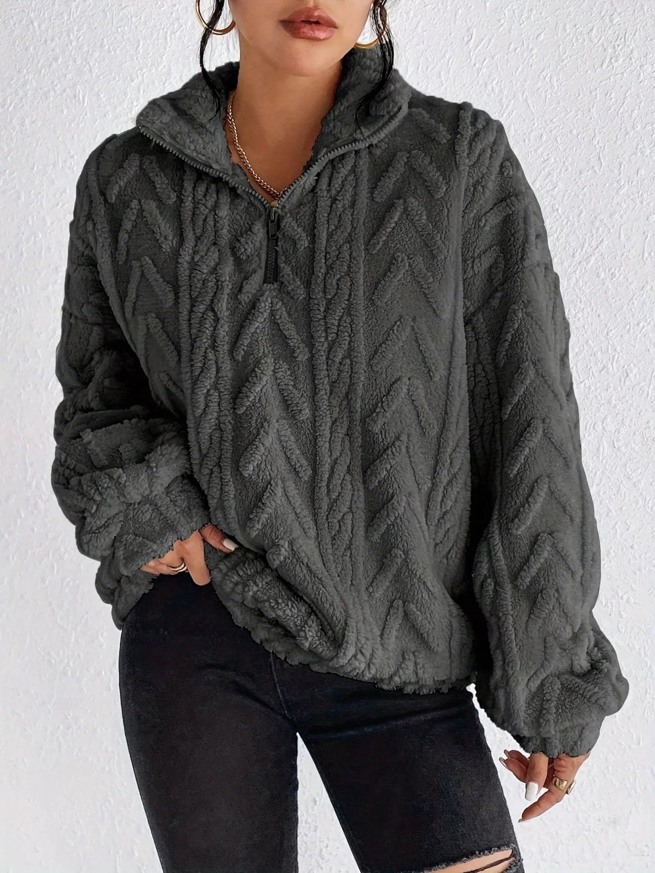 Yasmina - Comfortable Loose and Warm Half-Zip Jumper