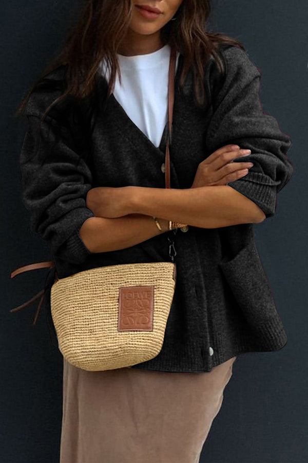 Gigi - Casual V-neck button cardigan wit pockets