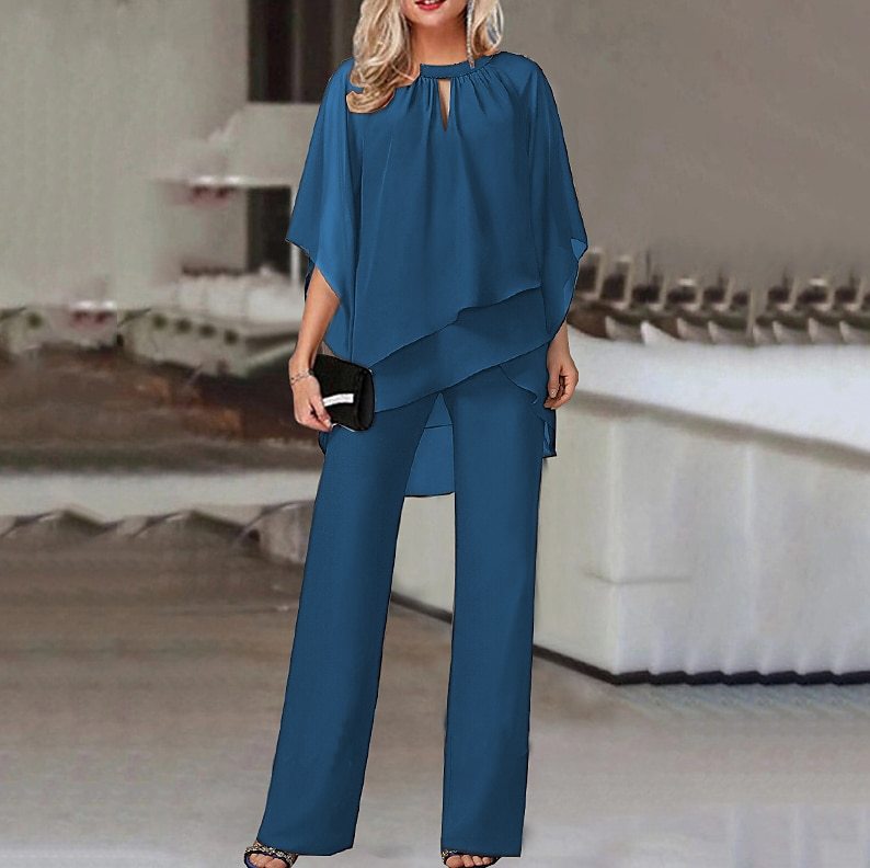 chic-evening-wear-for-special--3-72k9jc