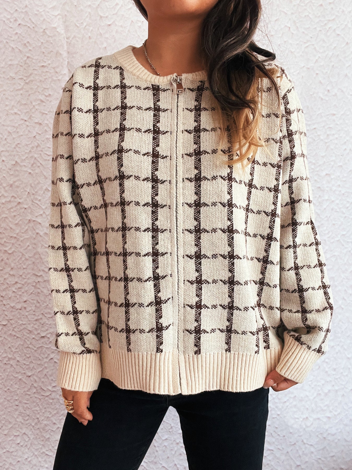 Veronique - Cozy plaid pattern zip-up cardigan