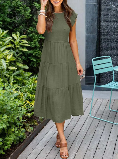 Diantha - Casual dress with round neck and ruffles