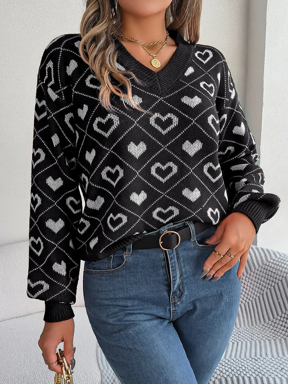 Brianne - Chic heart pattern V-neck long sleeve sweater