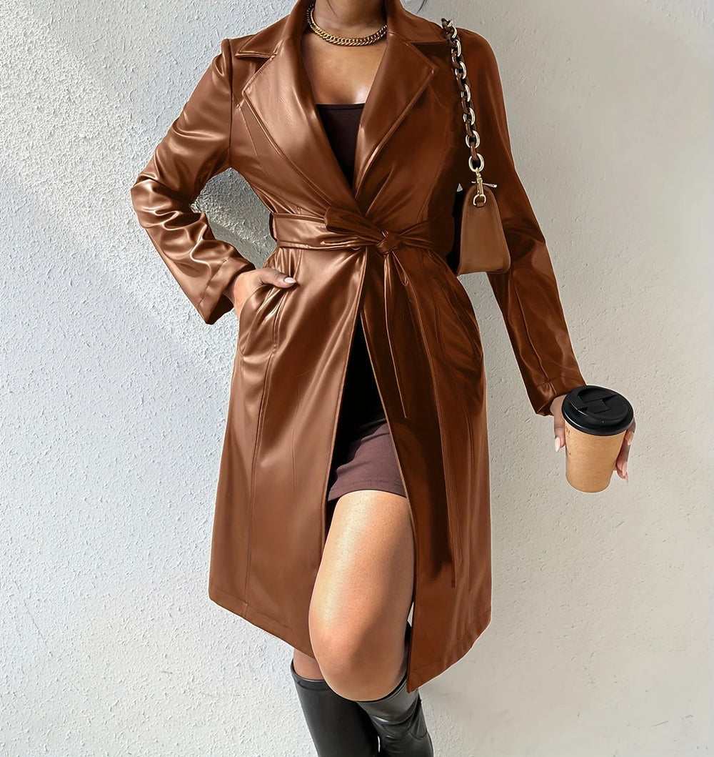 Trishana - Elegant slim fit long coat