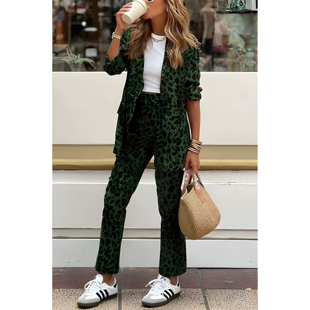 Manuela - Elegant leopard print blazer and pants set